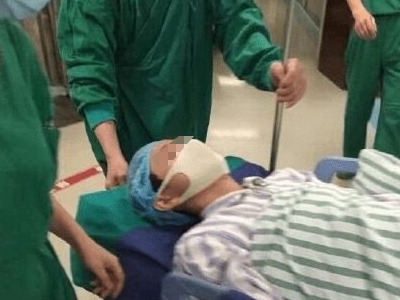 何炅手術