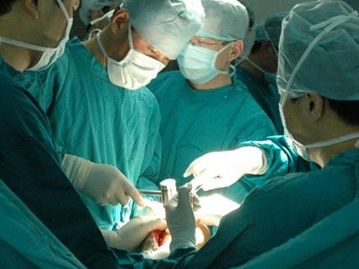 15岁女产双胞胎 15岁女产双胞胎