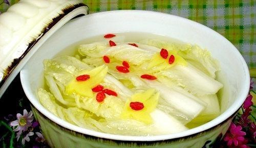 扁桃體炎怎么治？不妨喝點(diǎn)白菜根湯(3)