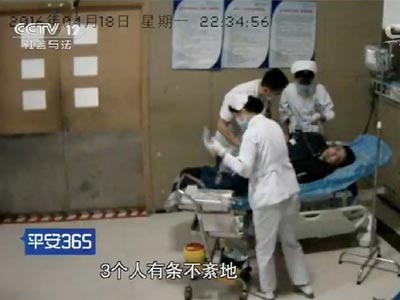 医生都累吐血了！上海一医生连续工作32小时累吐血