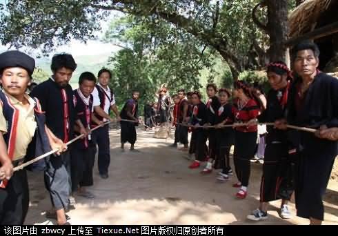 寻访中国最后的原始部落翁丁